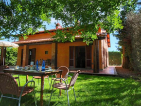 Attractive mansion in Chianacce with swimming pool Valiano